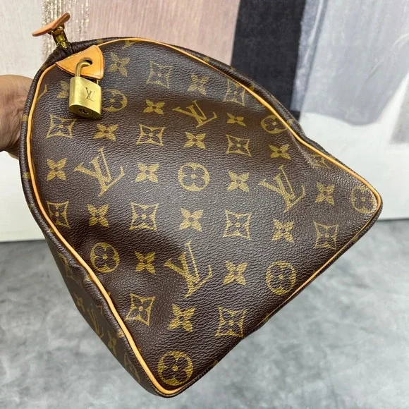 🌵Authentic Louis Vuitton Speedy 35 Monogram🌵